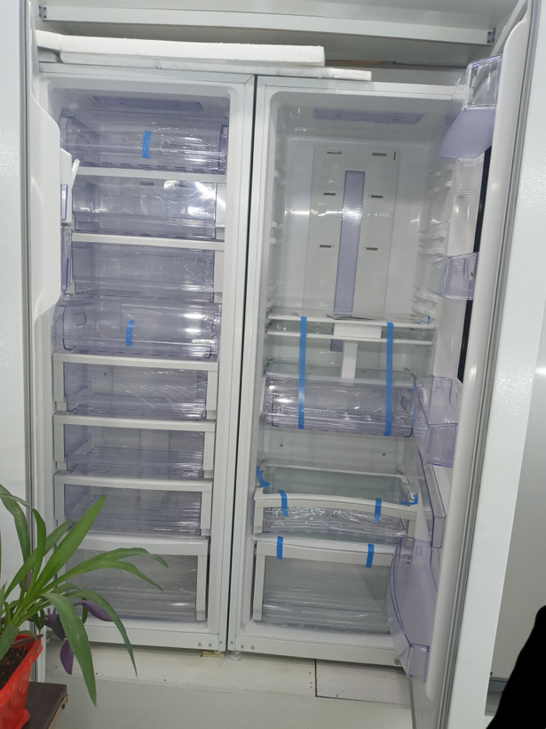 یخچال فریزر استیلون مدل Door in Door(سفید اکلیل دار)